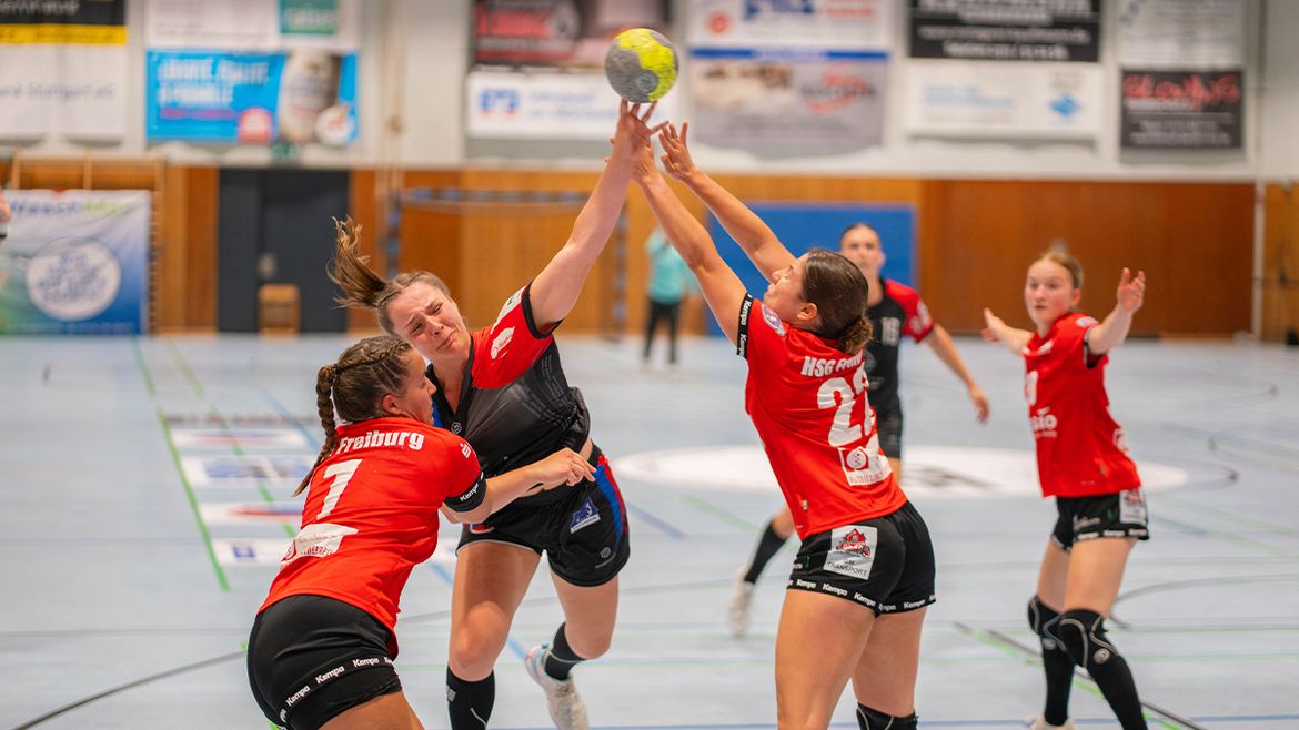 Regionalliga-Bericht Frauen: Aufstiegskandidat mit deutlicher Niederlage, Freiburger Abstieg besiegelt
