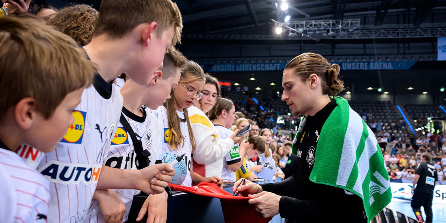 Doppeltes Fanerlebnis im Jahrzehnt des Handballs