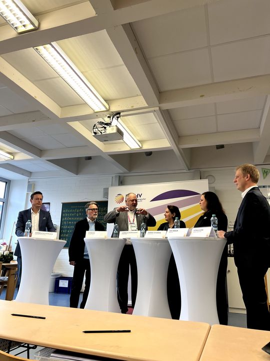 Strahlende Kinderaugen an der Zeppelinschule Fellbach