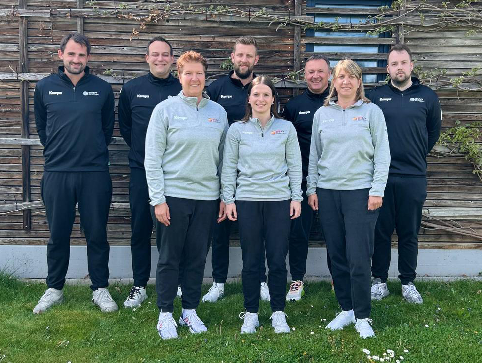 Das Leistungssportpersonal v. l. n. r.: Jan Diller, Johannes Braun, Marielle Bohm, André Doster, Laura Dobler, Eckard Nothdurft, Stephanie Bermanseder, Gerrit Chr